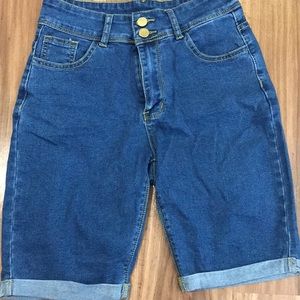 2 items,bermuda Denim jeans size S &size29,stretched,high waist flared leg jeans